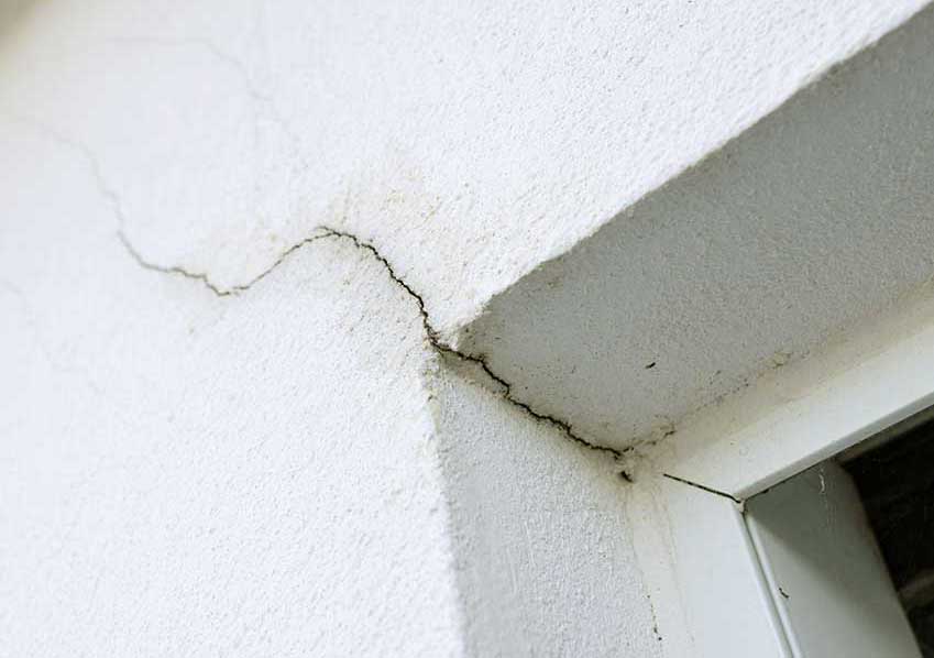 cracked-wall